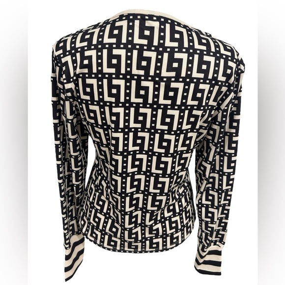 Vibrant Geo Print Long Sleeve Tee Shirt - Picture 3 of 3